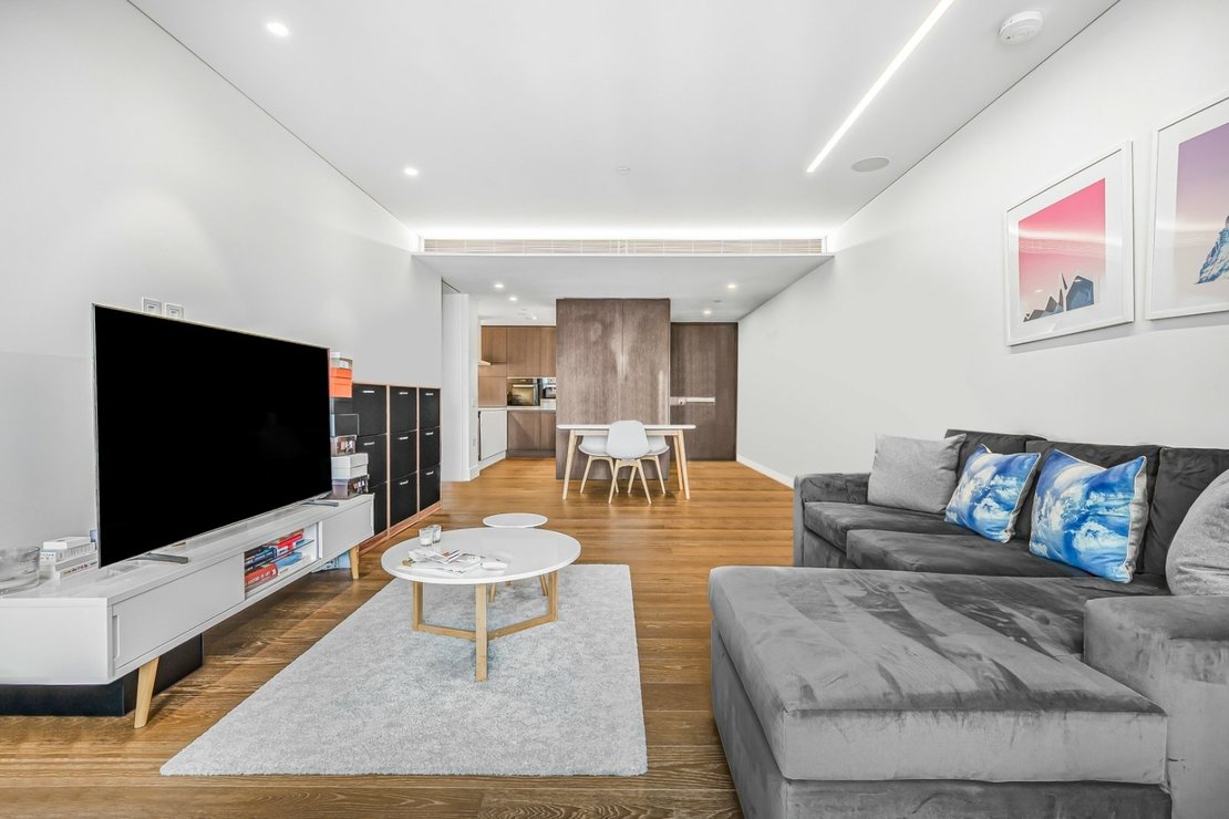 1 bedroom Flat for sale in 37 Rathbone Square-view2