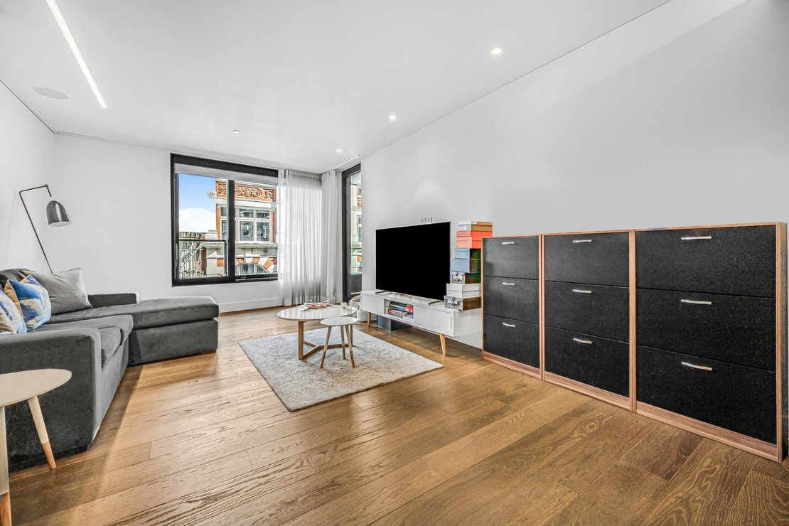 1 bedroom Flat for sale in 37 Rathbone Square-view9