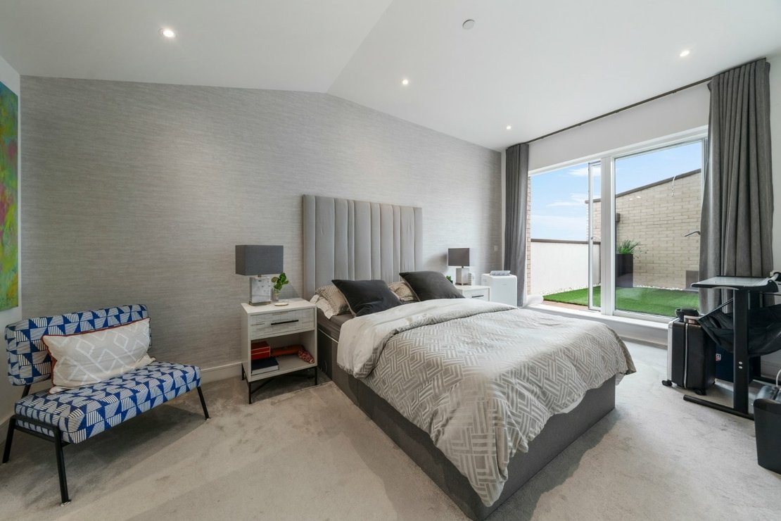 4 bedroom Maisonette,Newhome for sale in 5-7 The Avenue-view4