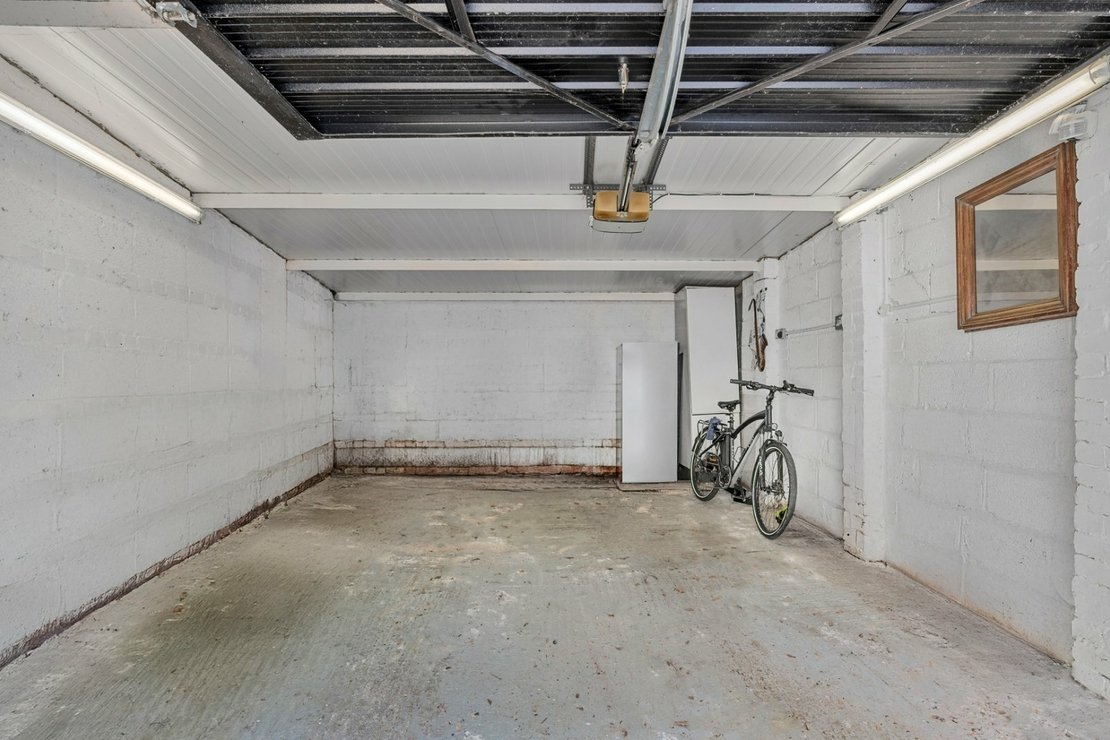 2 bedroom Flat for sale in 69 Marlborough Place-view12