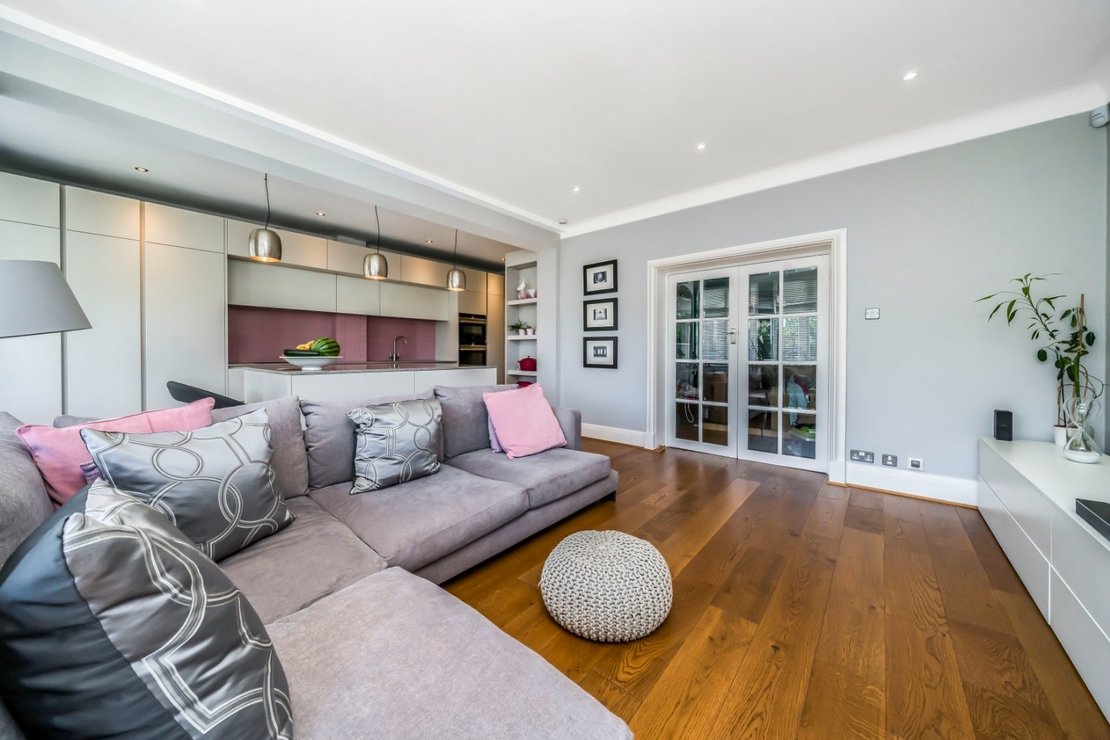 5 bedroom House for sale in Alexander Avenue-view5