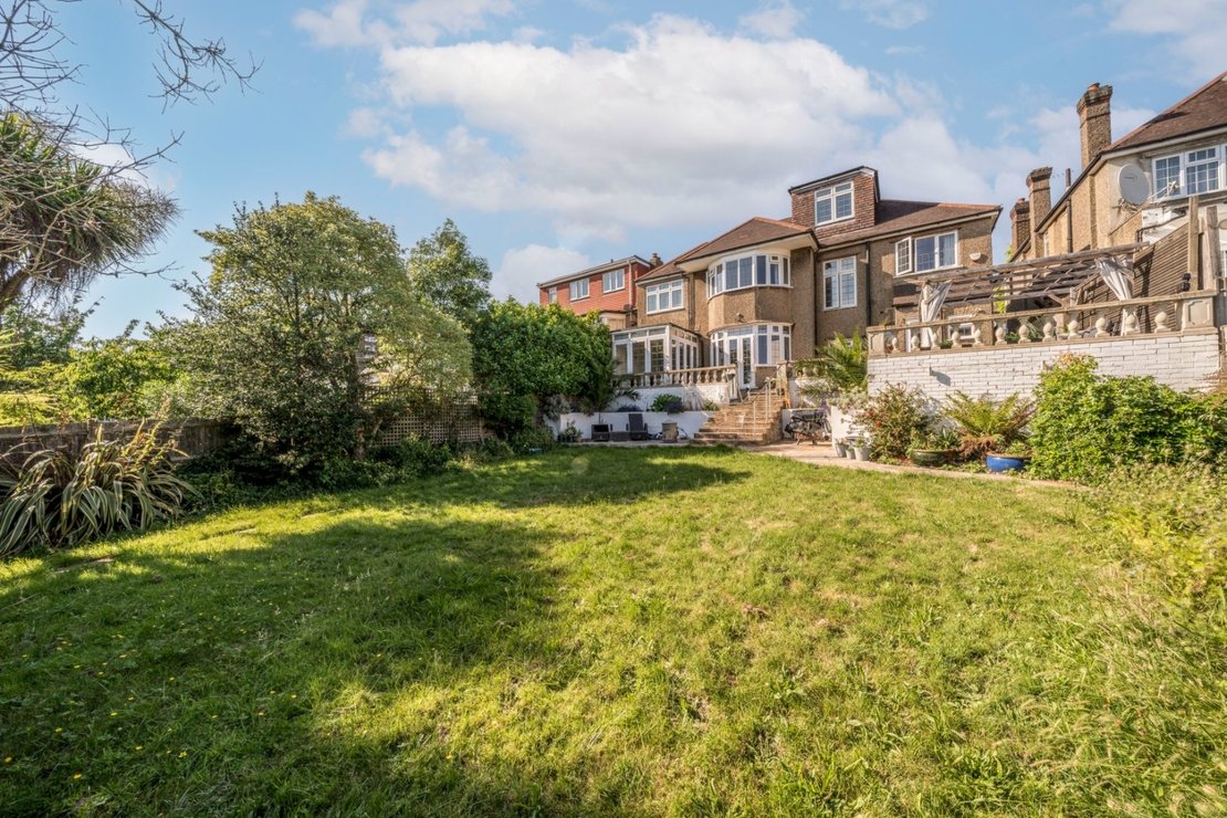 5 bedroom House for sale in Alexander Avenue-view20