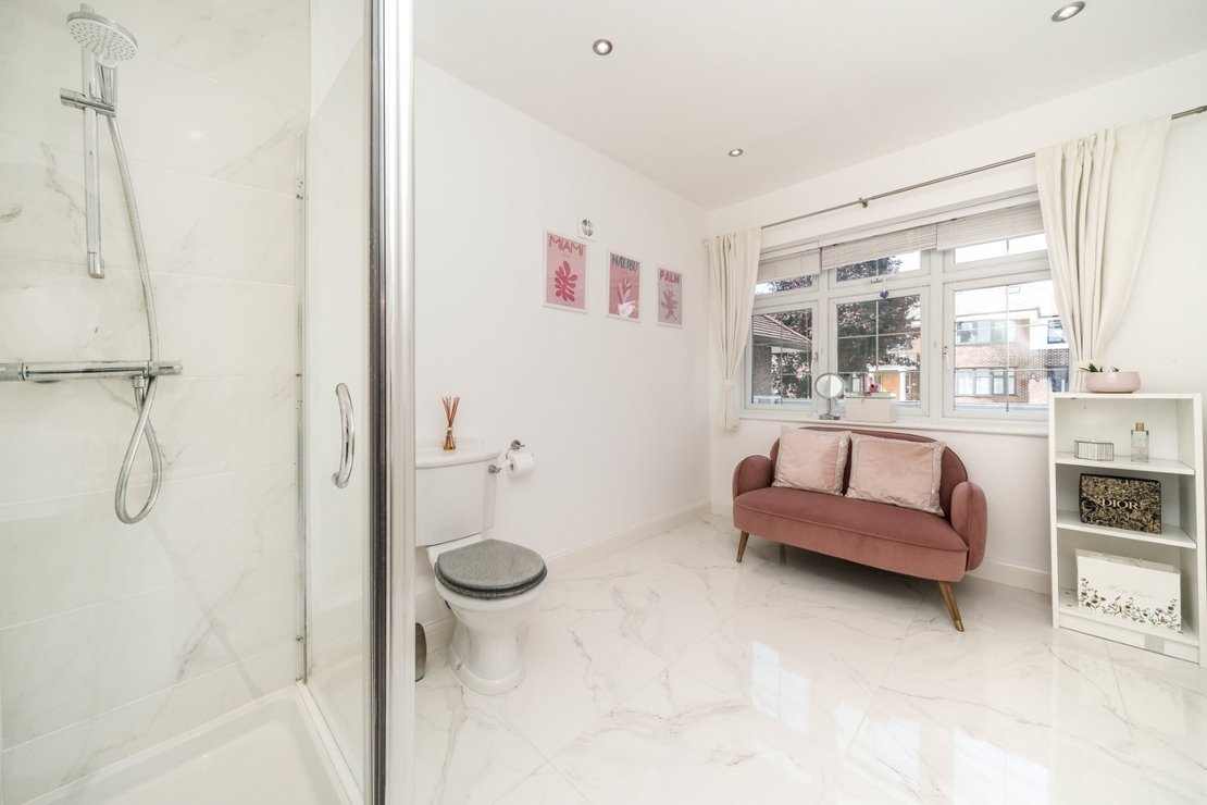 5 bedroom House for sale in Alexander Avenue-view10