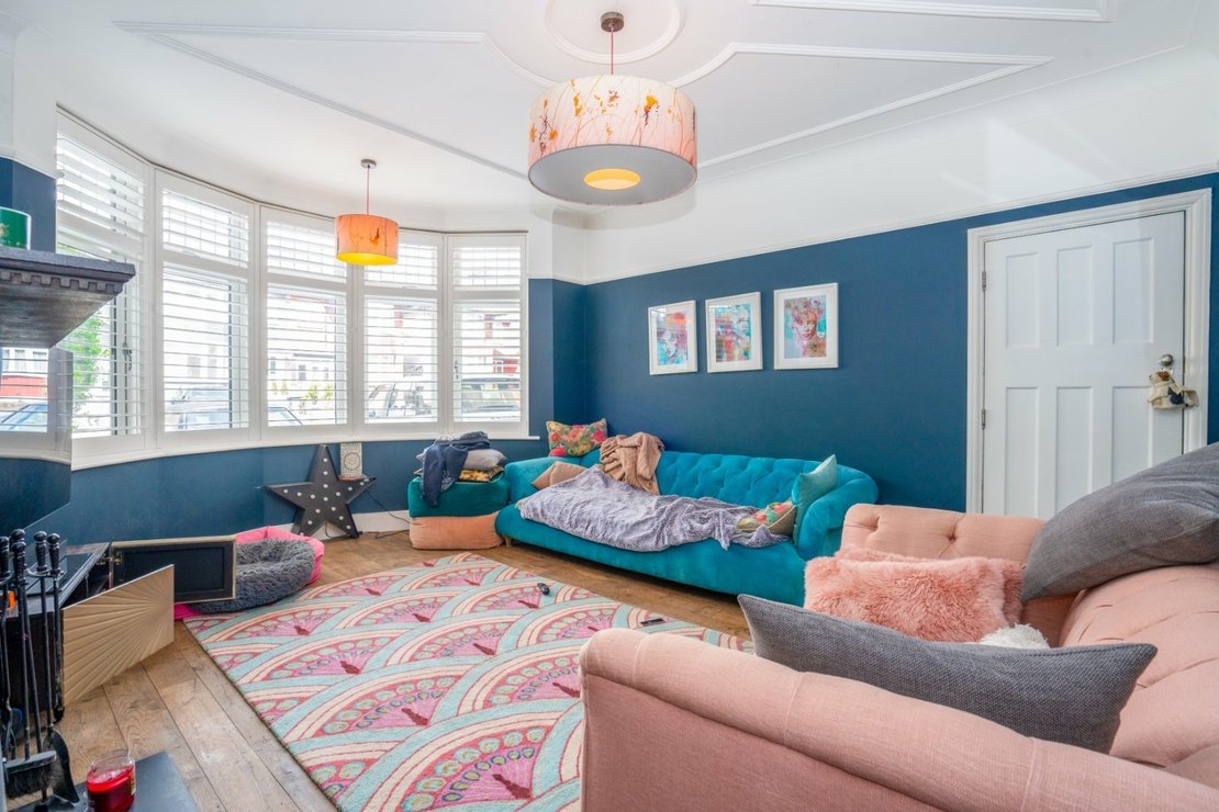 4 bedroom House for sale in All Souls Avenue-view3