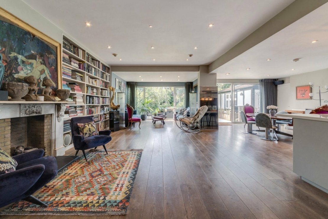 6 bedroom House for sale in Alverstone Road-view17