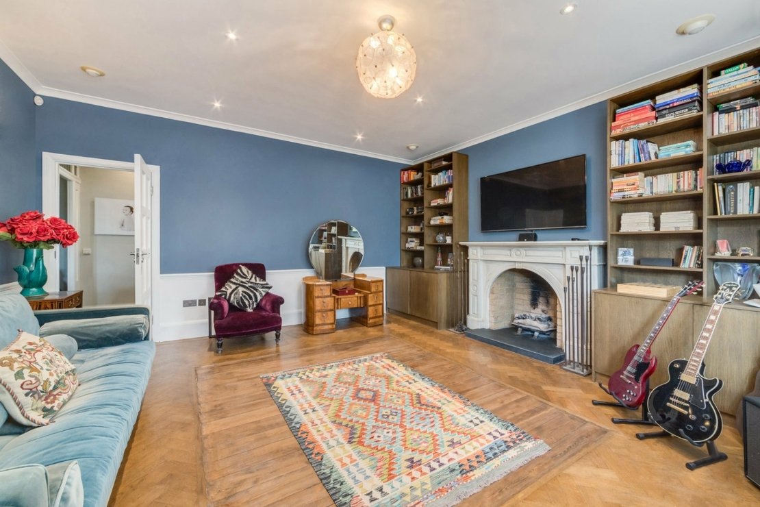 6 bedroom House for sale in Alverstone Road-view16