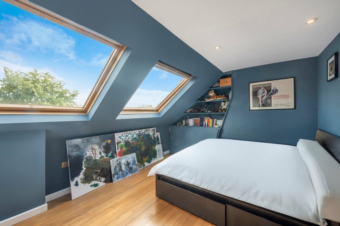 6 bedroom House for sale in Alverstone Road-view7