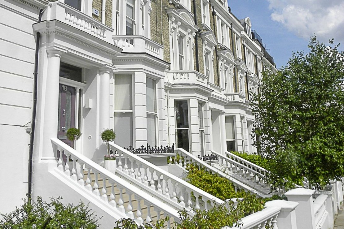 4 bedroom House for sale in Belsize Crescent-view4