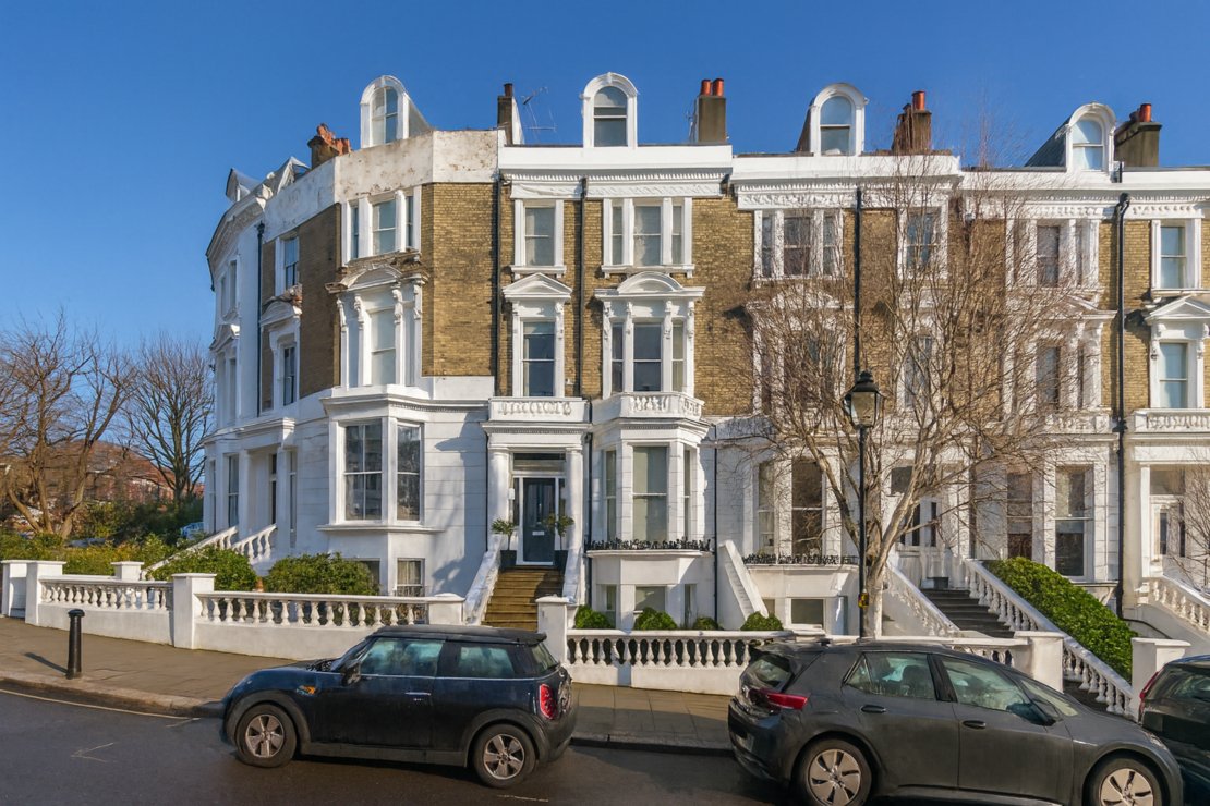 4 bedroom House for sale in Belsize Crescent-view5