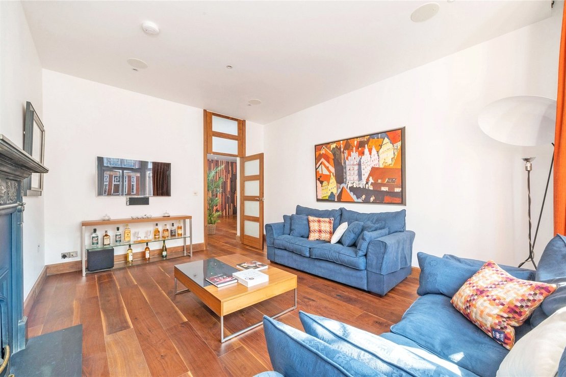 3 bedroom Flat for sale in Bickenhall Mansions-view7