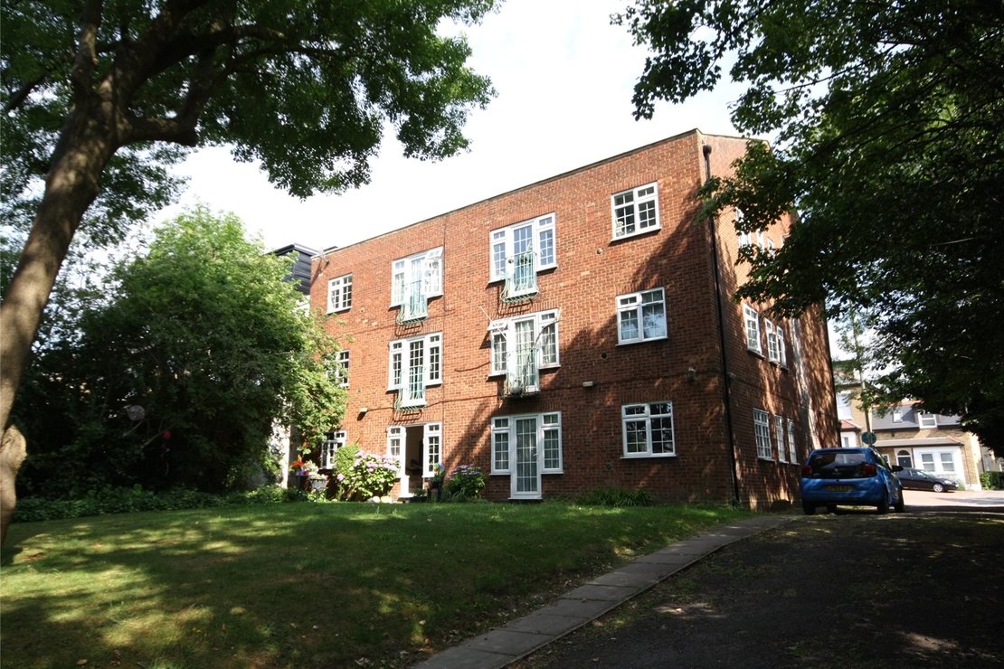 1 bedroom Flat for sale in Blenheim Court-view2