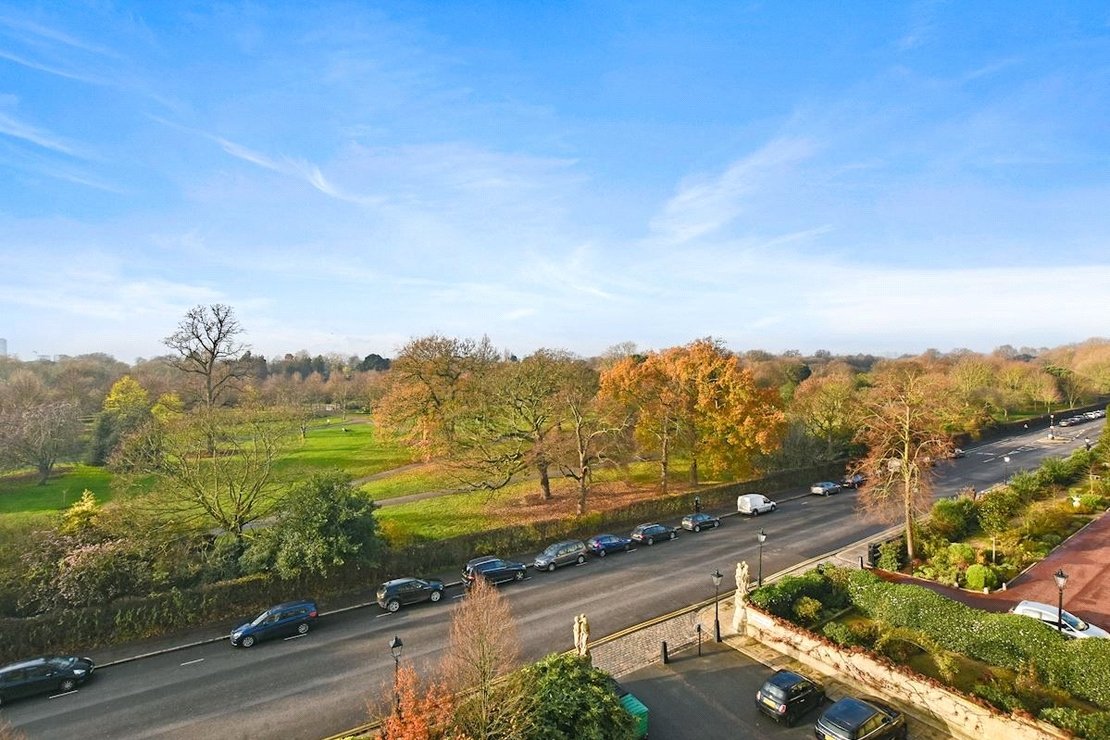 4 bedroom Flat for sale in Cambridge Gate-view6