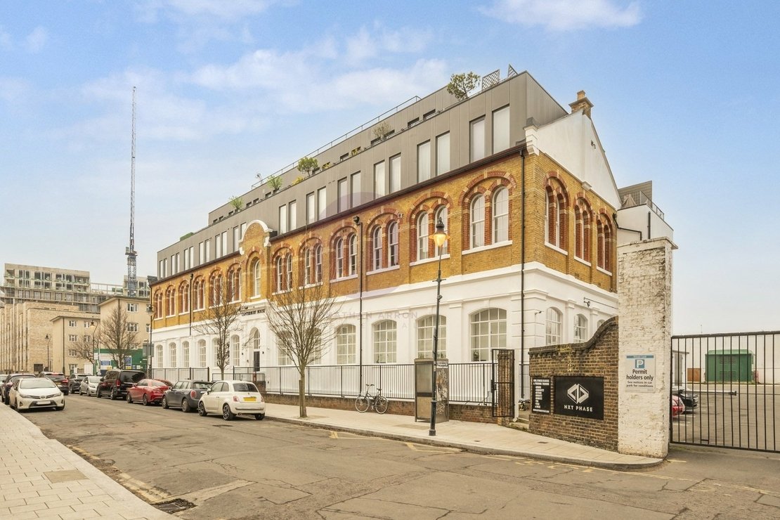 1 bedroom Flat for sale in Canterbury House-view2