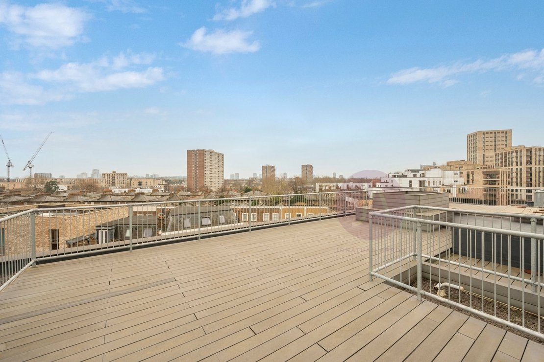 1 bedroom Flat for sale in Canterbury House-view8
