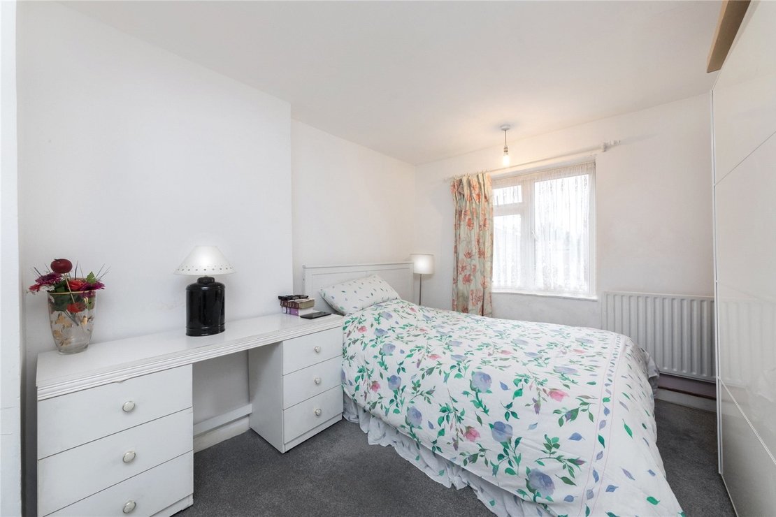 3 bedroom Flat,Maisonette for sale in Cavendish Close-view3