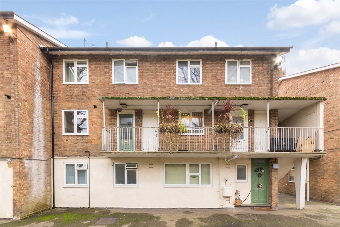 3 bedroom Flat,Maisonette for sale in Cavendish Close-view7