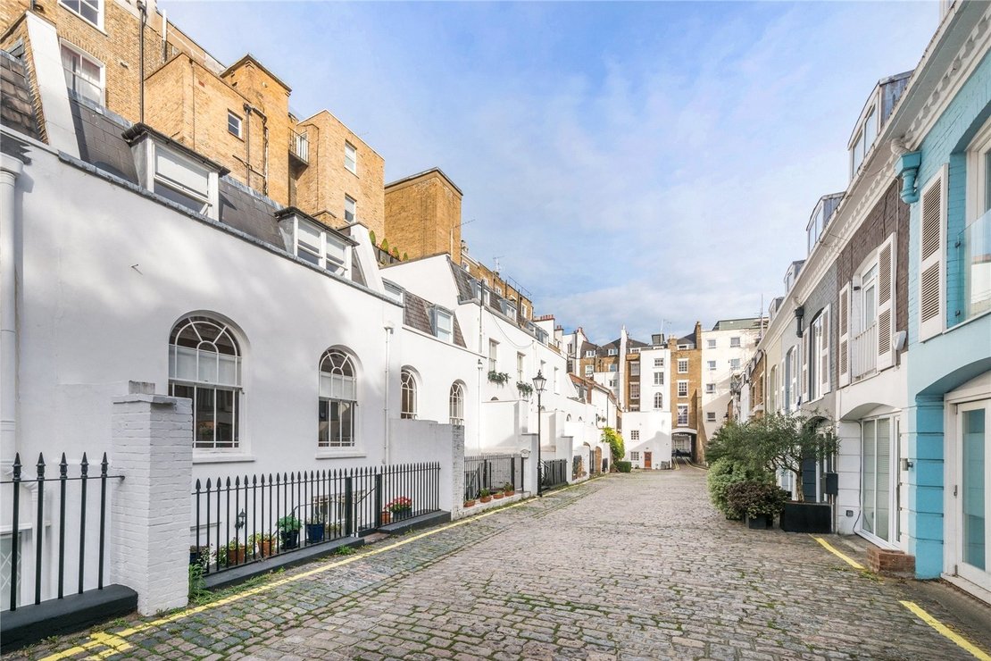 4 bedroom House for sale in Craven Hill Mews-view2