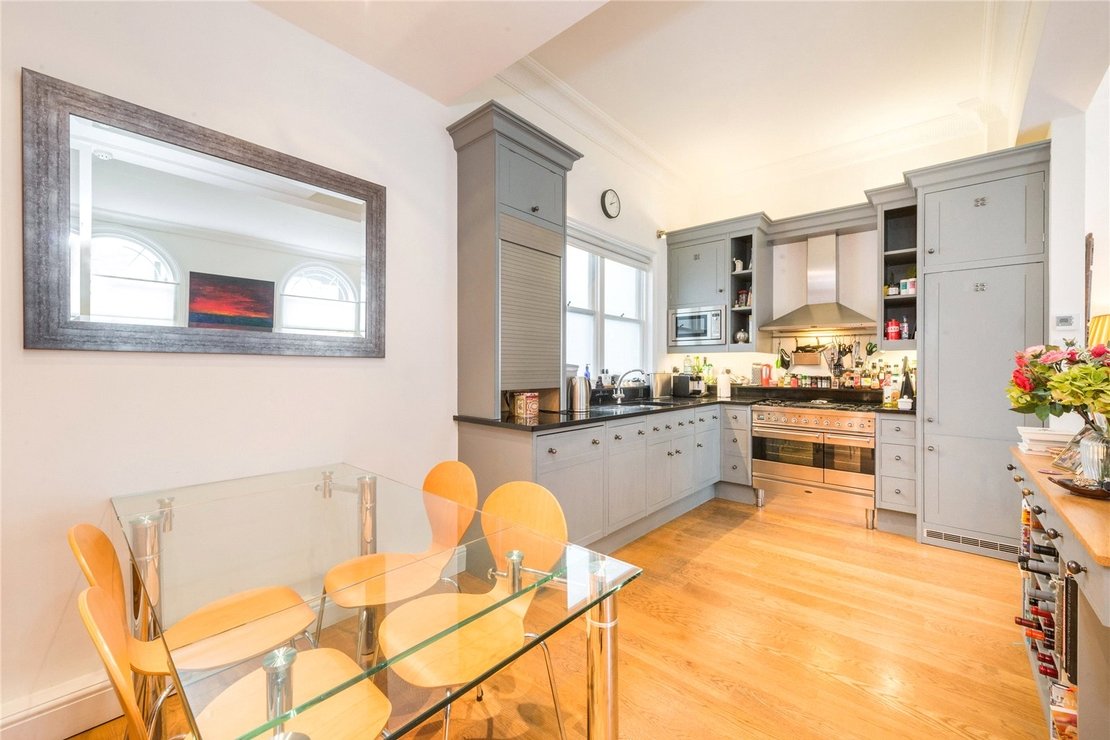 4 bedroom House for sale in Craven Hill Mews-view7
