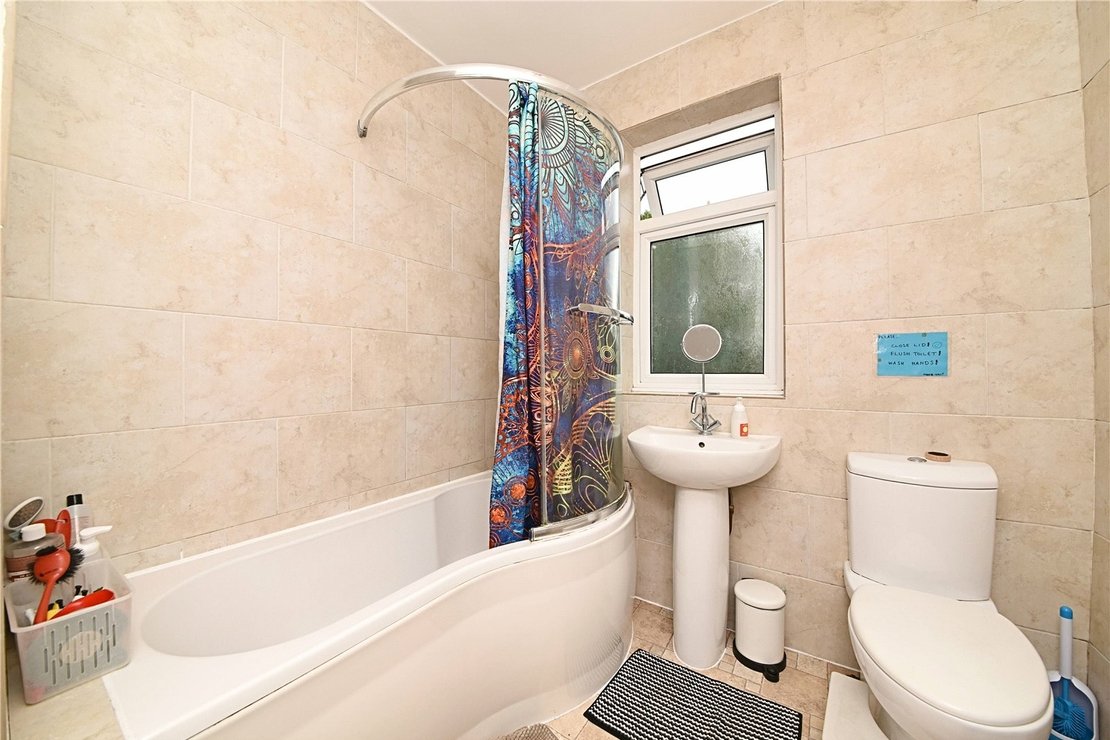 4 bedroom House for sale in Cromer Road-view8
