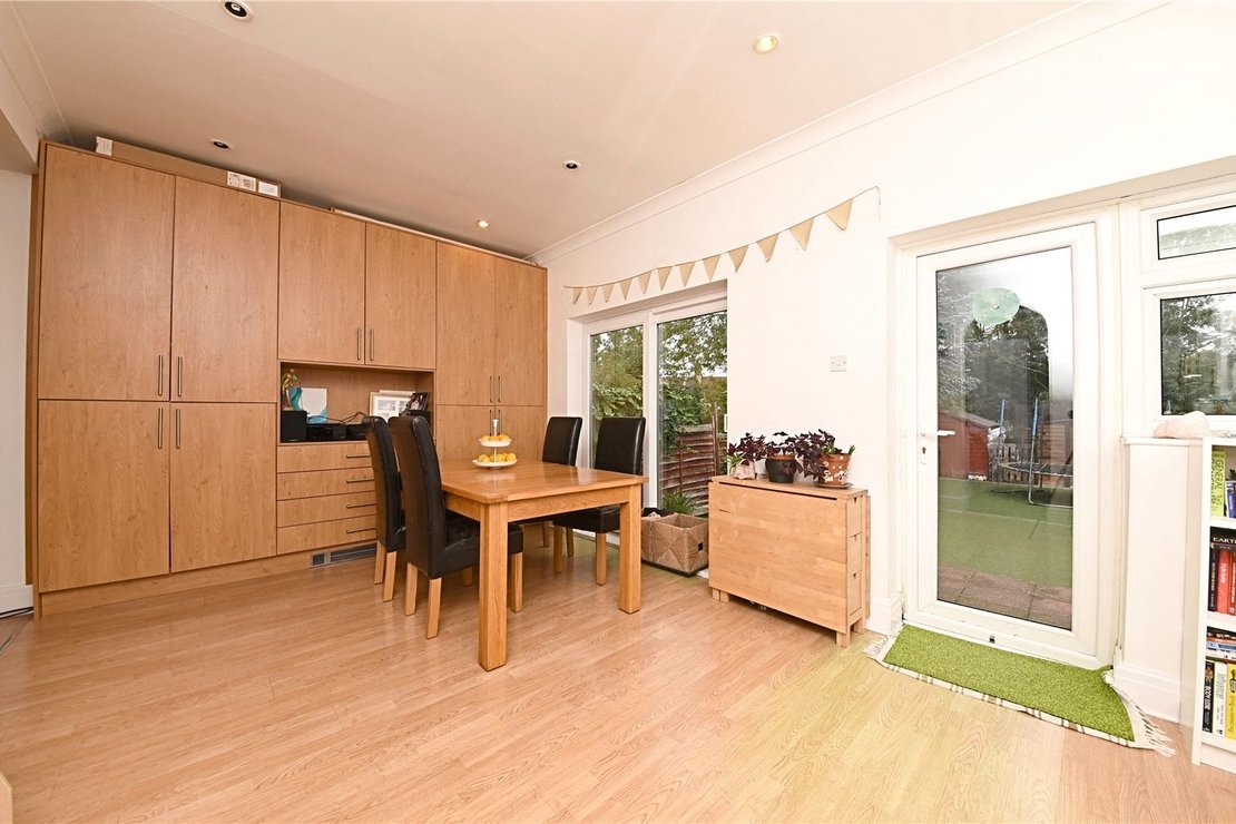 4 bedroom House for sale in Cromer Road-view4