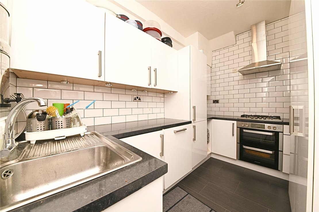 4 bedroom House for sale in Cromer Road-view3