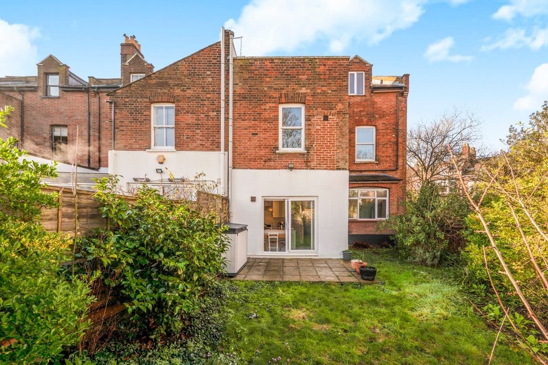 3 bedroom Flat for sale in Cromwell Place-view8