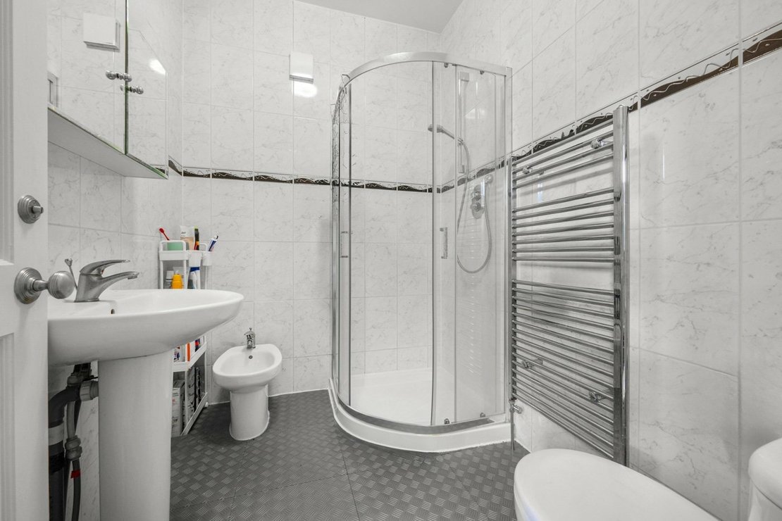 7 bedroom House for sale in Cromwell Place-view5