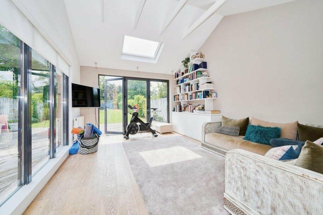 3 bedroom Flat for sale in Dartmouth Road-view7