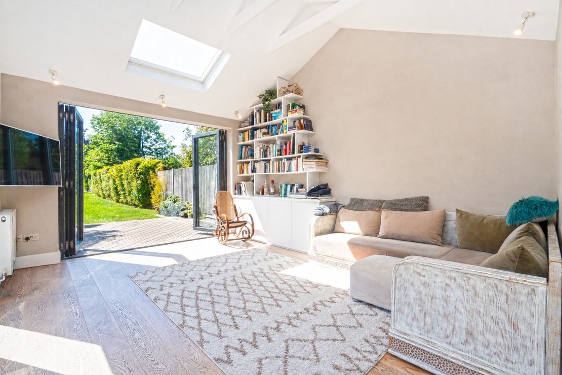 3 bedroom Flat for sale in Dartmouth Road-view7