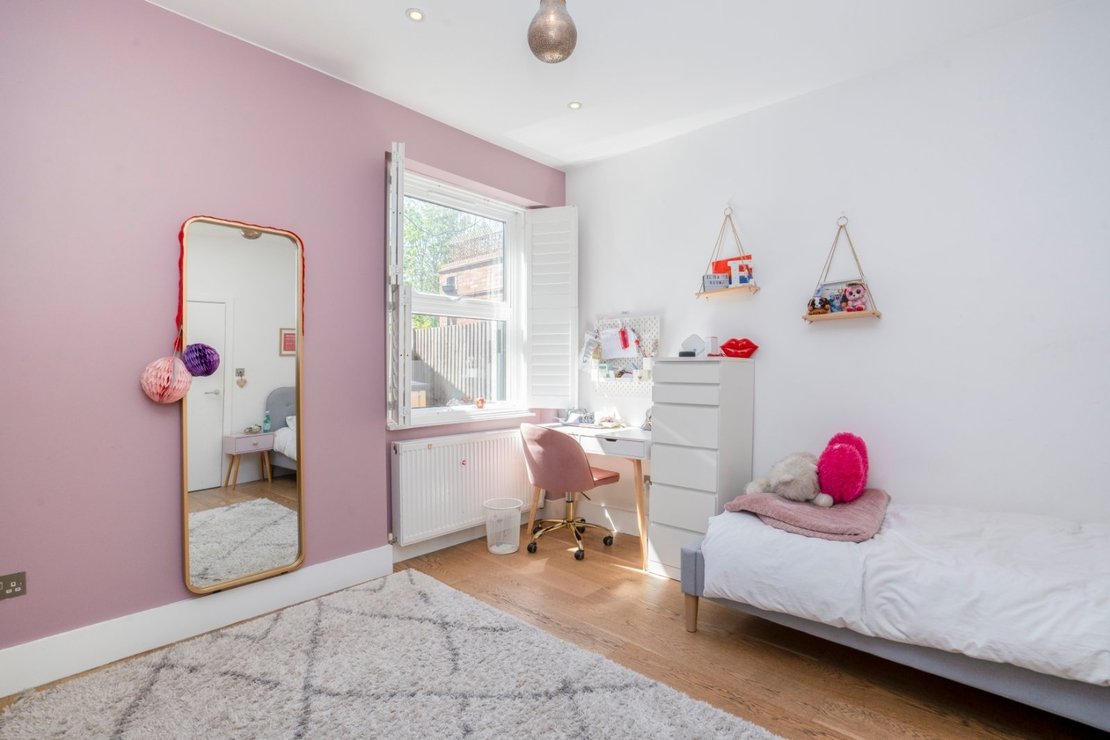 3 bedroom Flat for sale in Dartmouth Road-view11