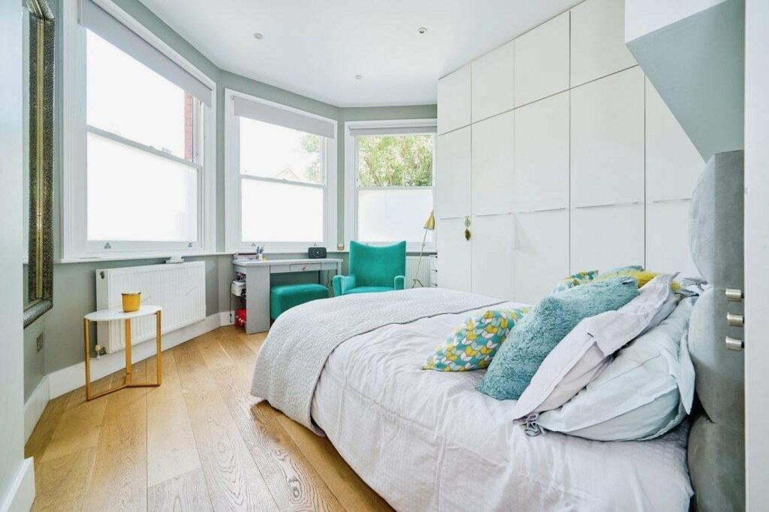 3 bedroom Flat for sale in Dartmouth Road-view10