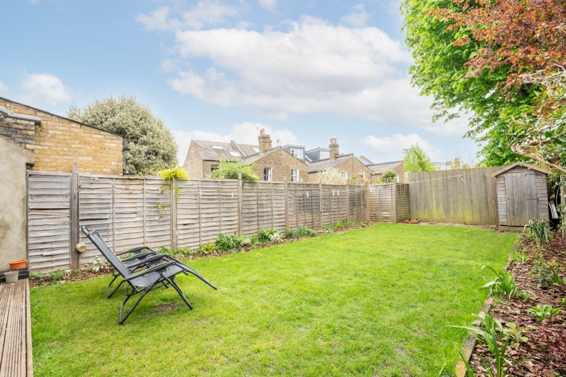 6 bedroom House for sale in Dyne Road-view8