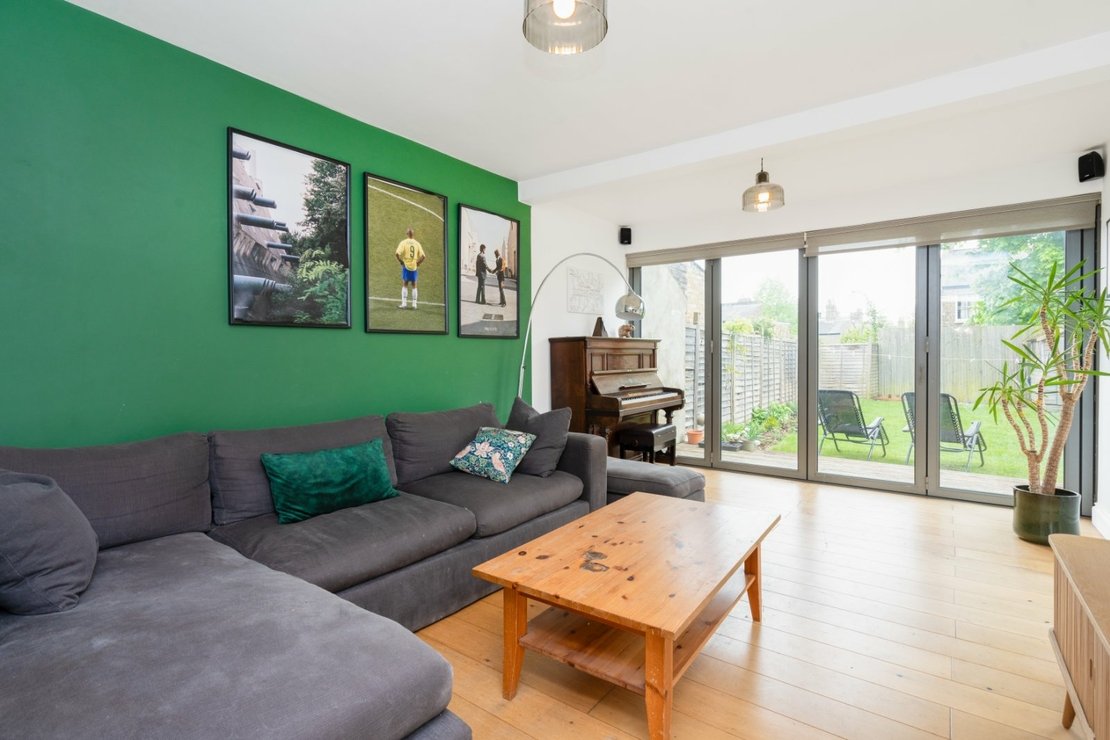 6 bedroom House for sale in Dyne Road-view6