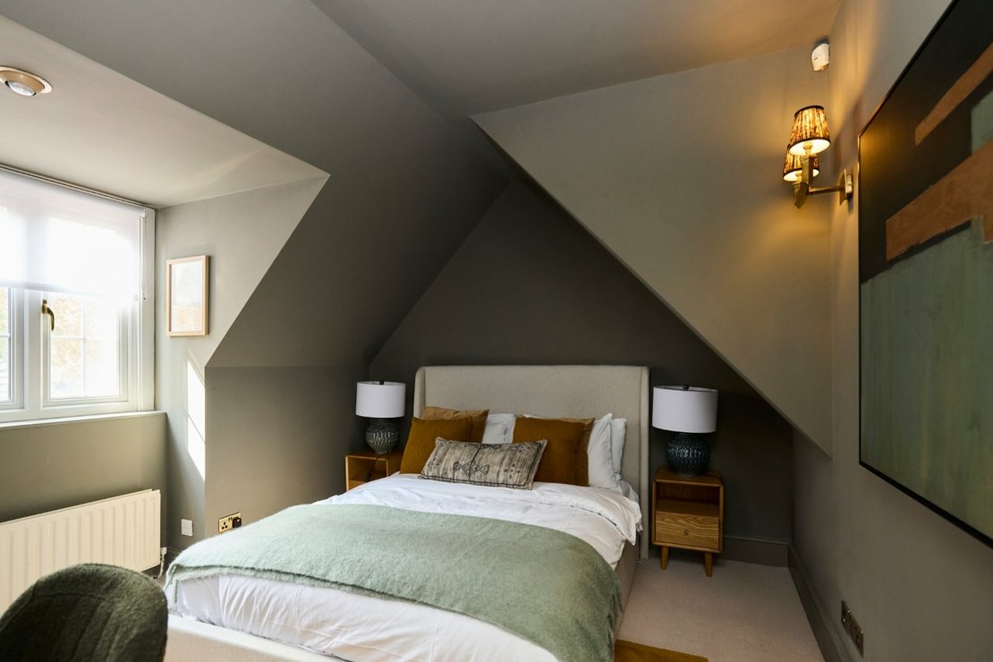 4 bedroom Flat for sale in Eton Avenue-view21