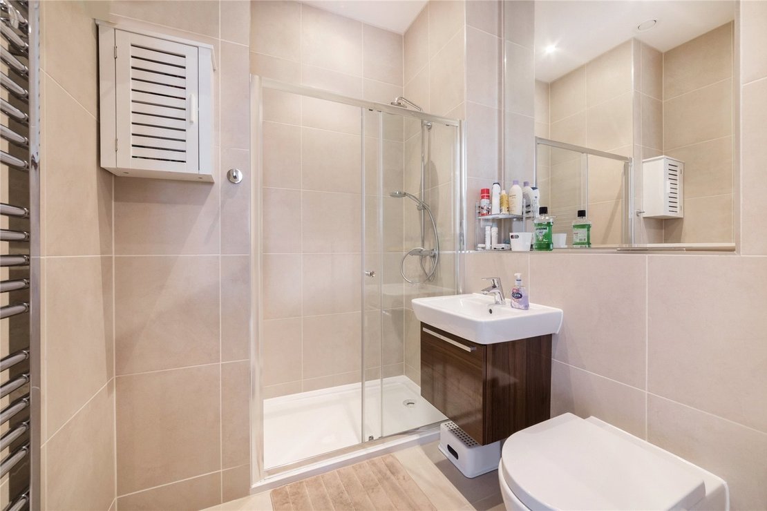2 bedroom Flat for sale in Fairmont Mews-view11