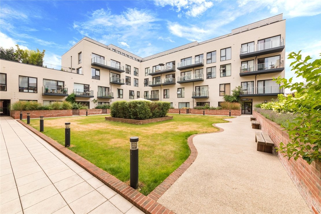 2 bedroom Flat for sale in Fairmont Mews-view12