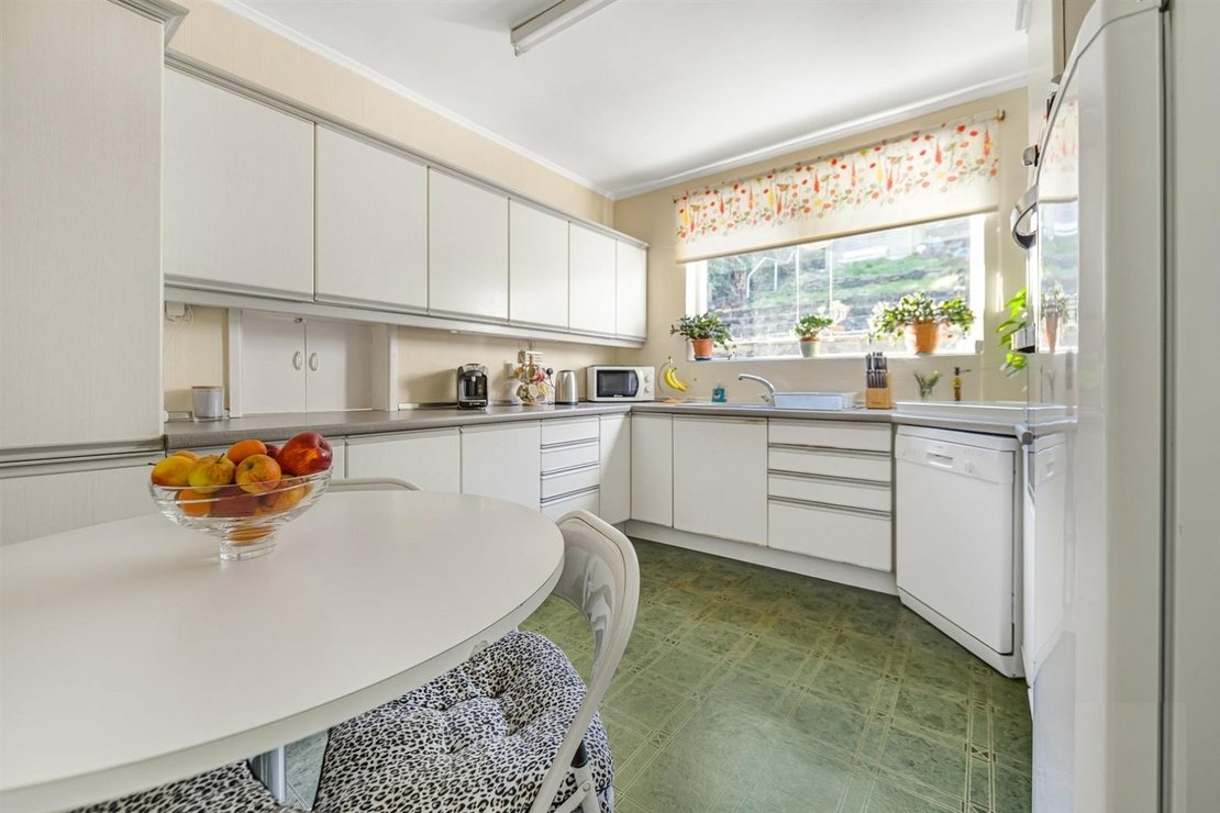 3 bedroom House for sale in Ffynone Drive-view4