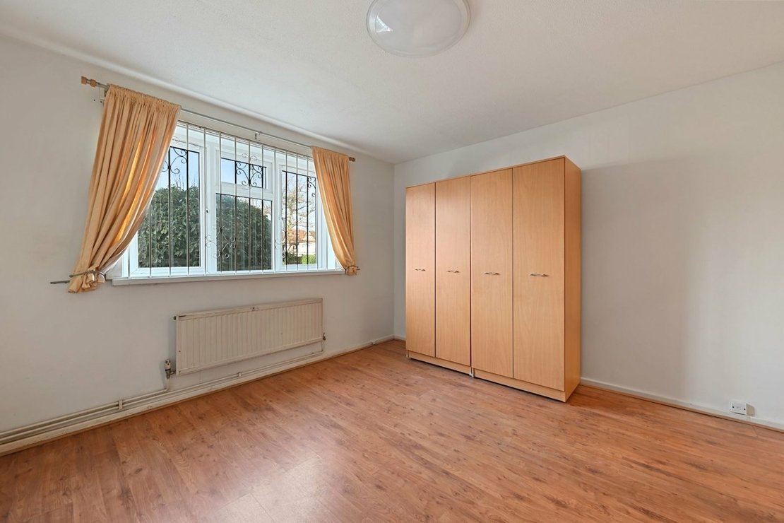 1 bedroom Flat for sale in Garfield Court-view6