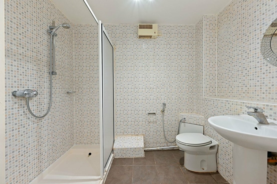 1 bedroom Flat for sale in Garfield Court-view10