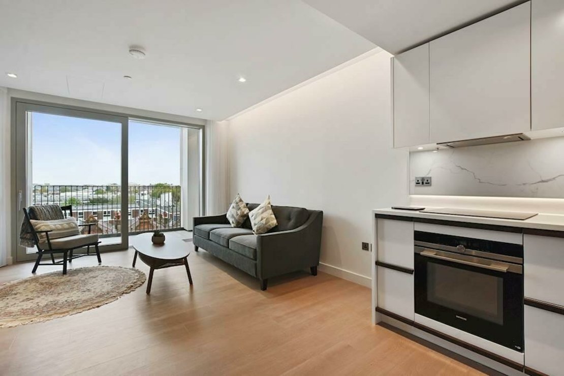 1 bedroom Flat for sale in Garrett Mansions-view3