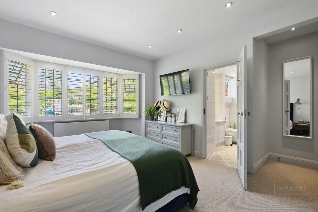 4 bedroom House for sale in Greenhalgh Walk-view8