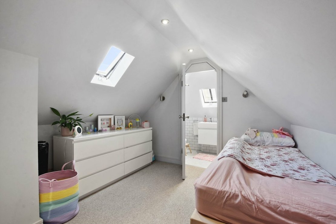 4 bedroom House for sale in Greenhalgh Walk-view11