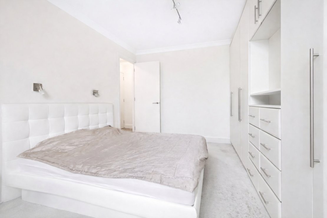 2 bedroom Flat for sale in Greenhill-view7