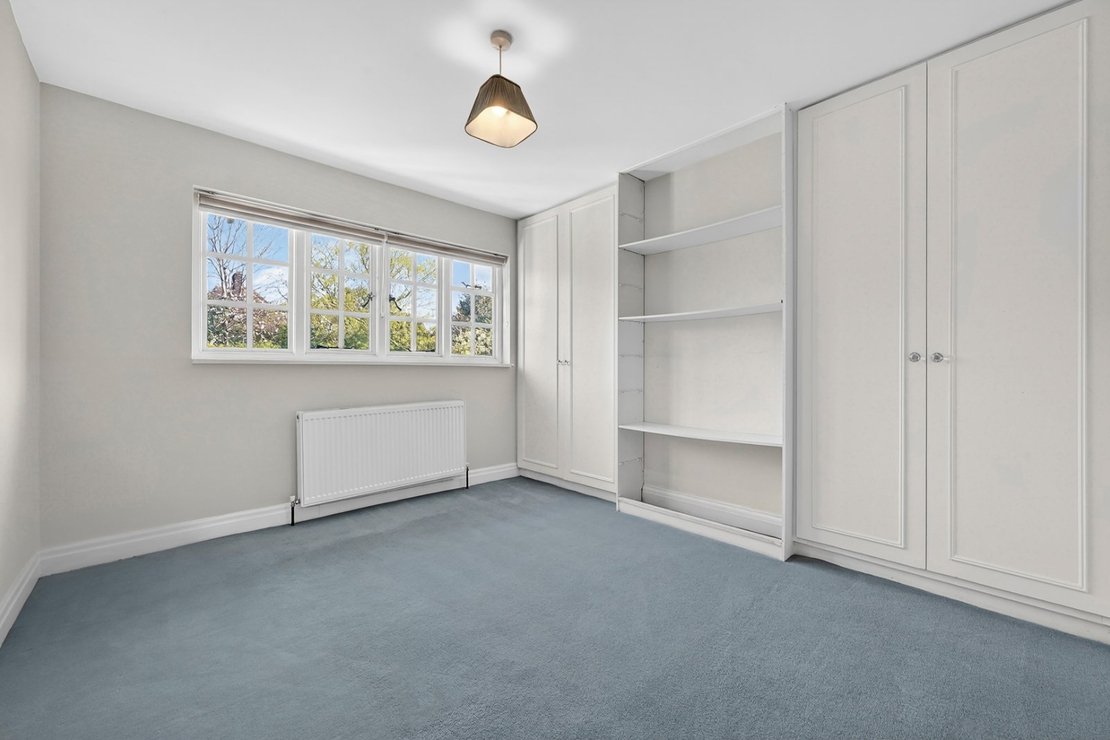 4 bedroom House for sale in Hill Rise-view9