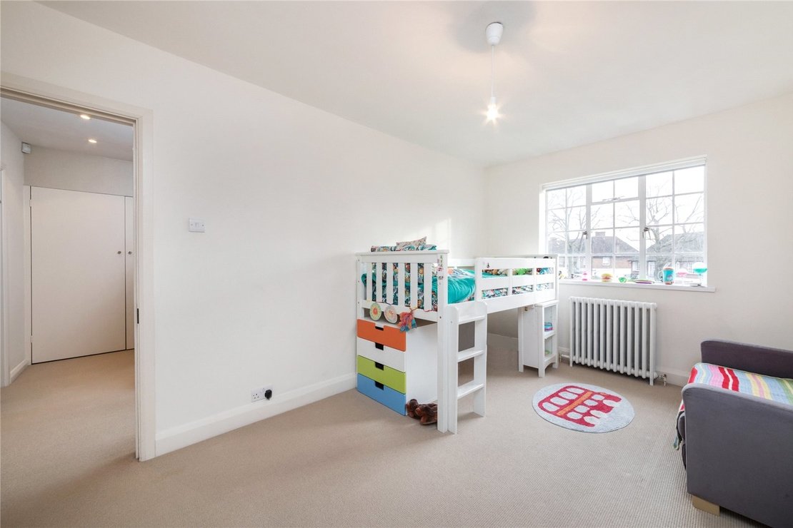 4 bedroom House for sale in Holyoake Walk-view10