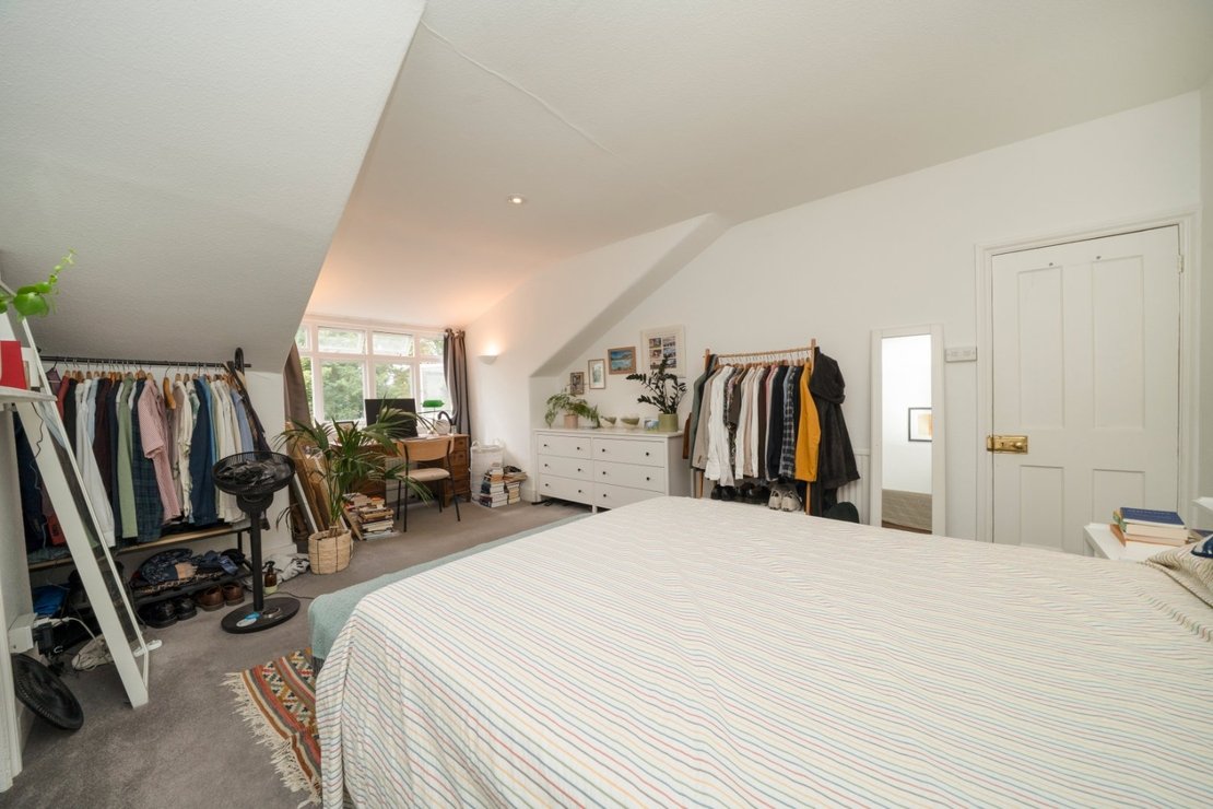 2 bedroom Flat for sale in Jacksons Lane-view10