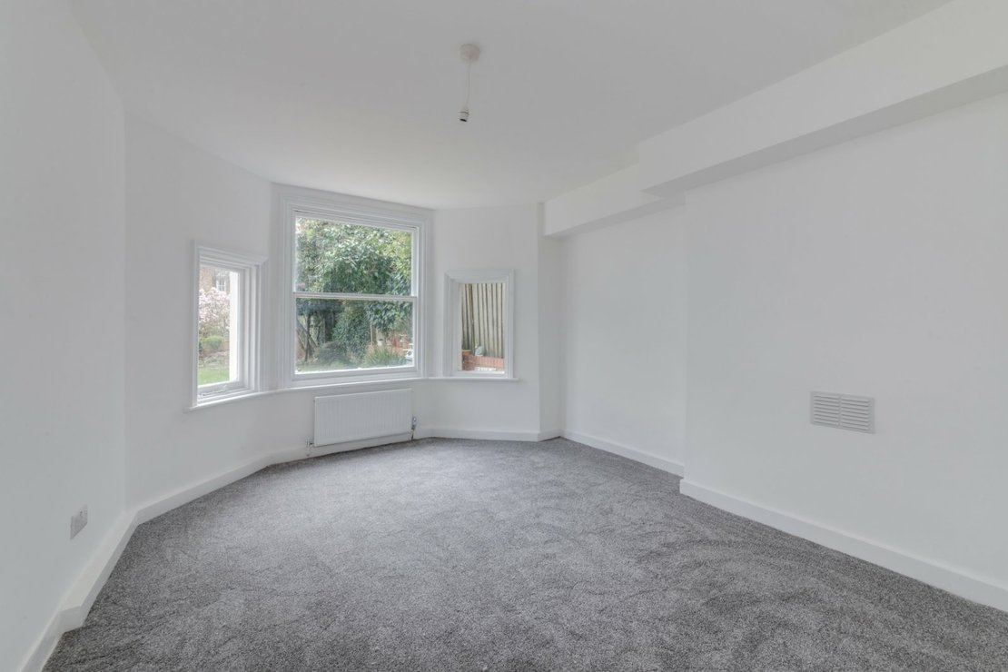 6 bedroom House for sale in Jacksons Lane-view7