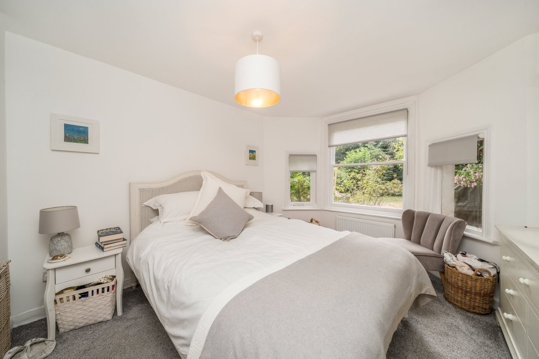 2 bedroom Flat for sale in Jacksons Lane-view10