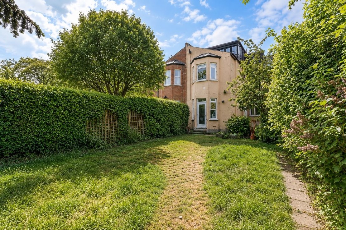 5 bedroom House for sale in Kings Road-view19