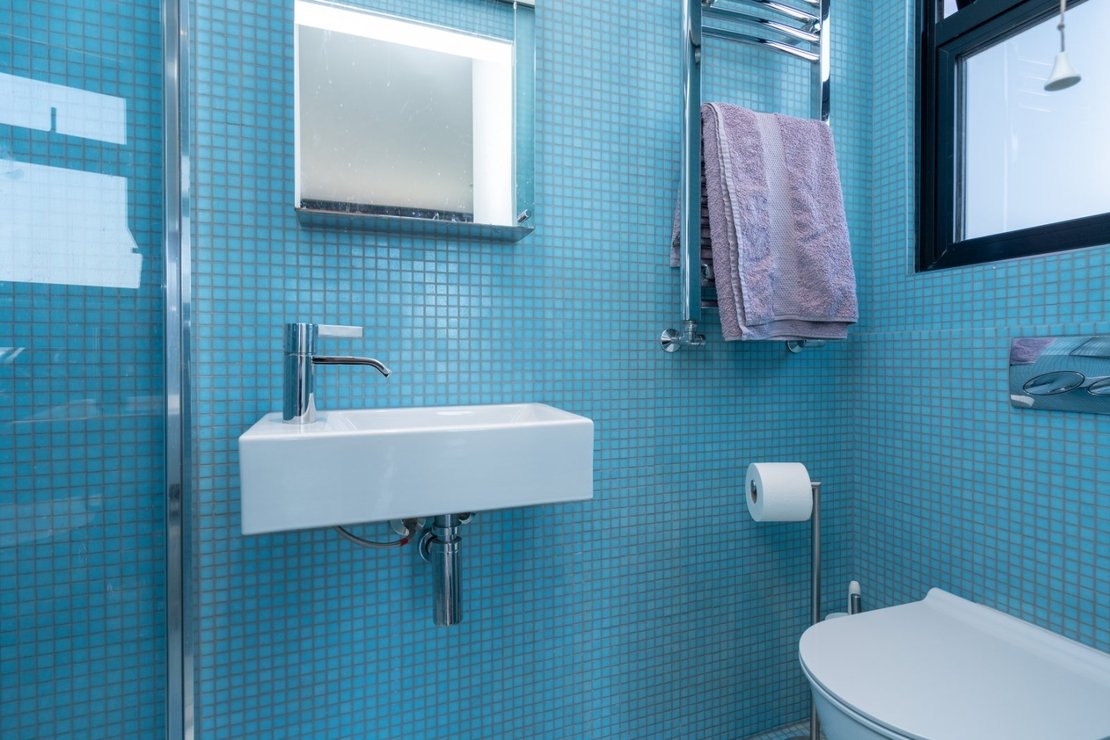 5 bedroom House for sale in Kings Road-view13